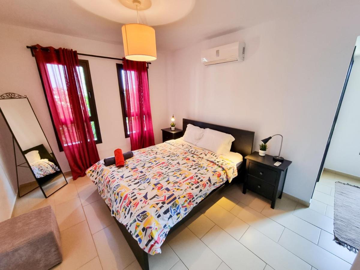 לרנקה Light House Apartment מראה חיצוני תמונה